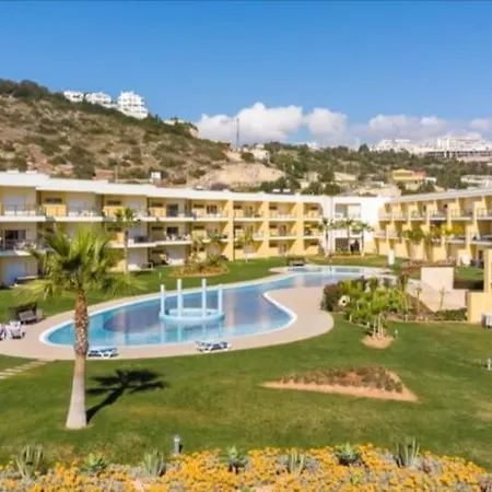 Appartamento Marina Gardens Ao *